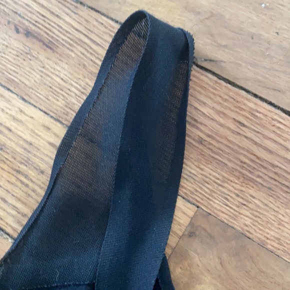 Set of 2 - Nike Workout Tanks - Picture 5 of 5